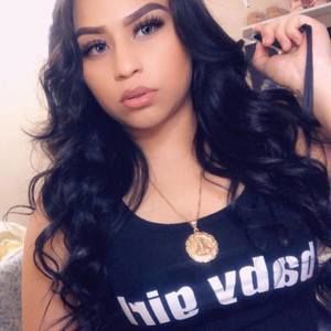 Meet your Posher, Crystal